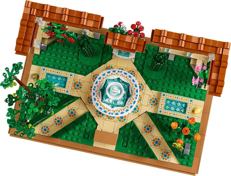 LEGO Icons 10359 Fountain Garden
