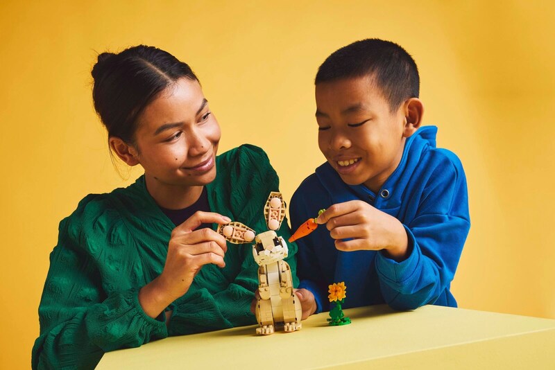 LEGO Creator 31162 Cute Bunny