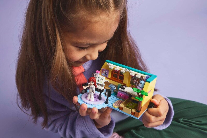 LEGO Friends 42647 Paisleys Room