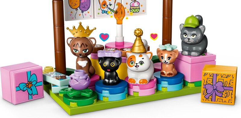 LEGO Friends 42666 Cat Birthday Party & Tree House
