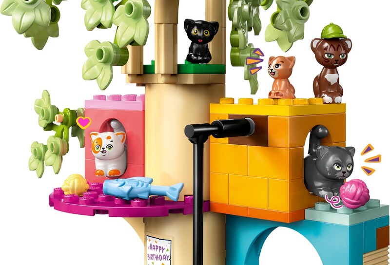 LEGO Friends 42666 Cat Birthday Party & Tree House