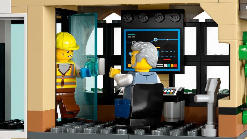 LEGO City 60469 Central Train Station