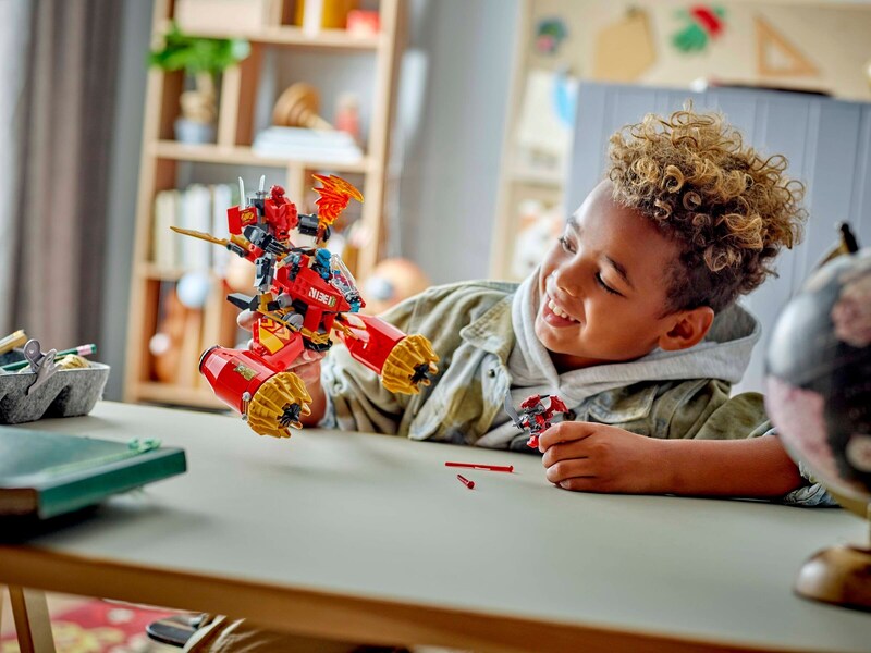 LEGO Ninjago 71830 Kais Mech Storm Rider