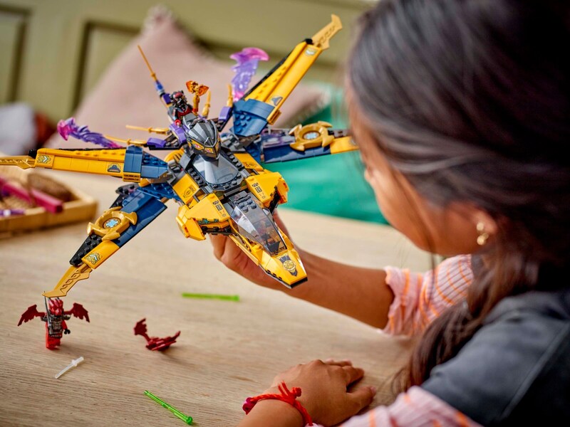 LEGO Ninjago 71833 Ras and Arins Super Storm Jet