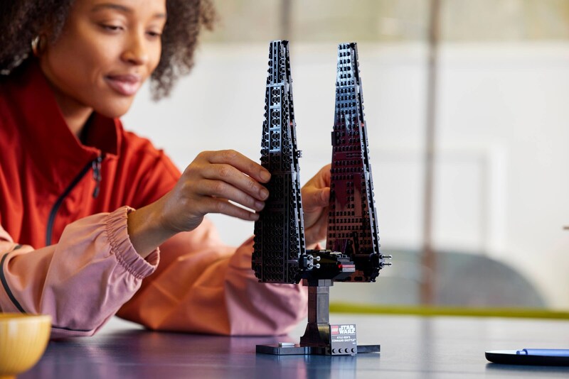 LEGO Star Wars 75406 Kylo Ren's Command Shuttle