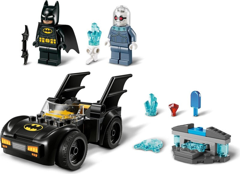 LEGO DC Comics 76301 Batman & Batmobile vs. Mr. Freeze