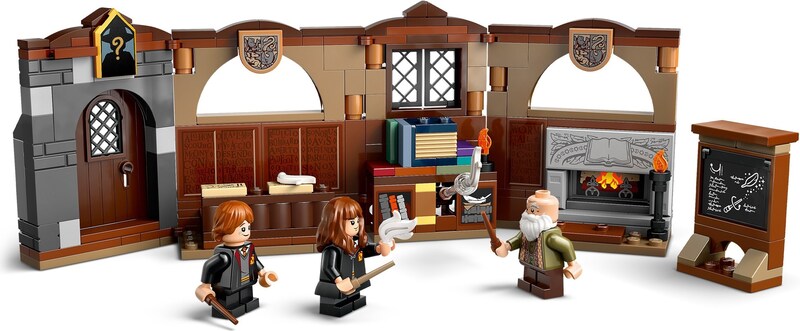 LEGO Harry Potter 76442 Hogwarts Castle: Charms Class