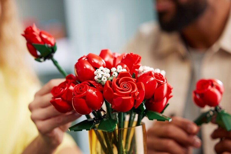 LEGO Icons 10328 Bouquet of Roses