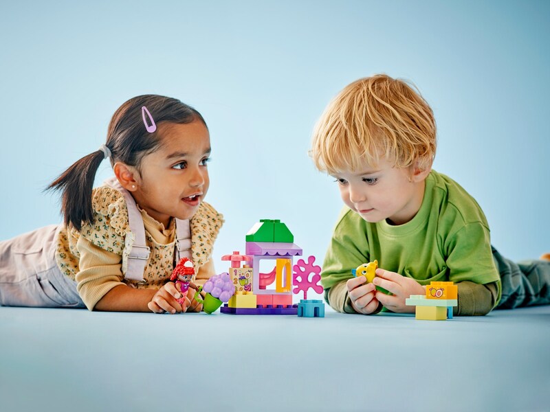 LEGO DUPLO 10420 Ariel and Flounders Café Stand