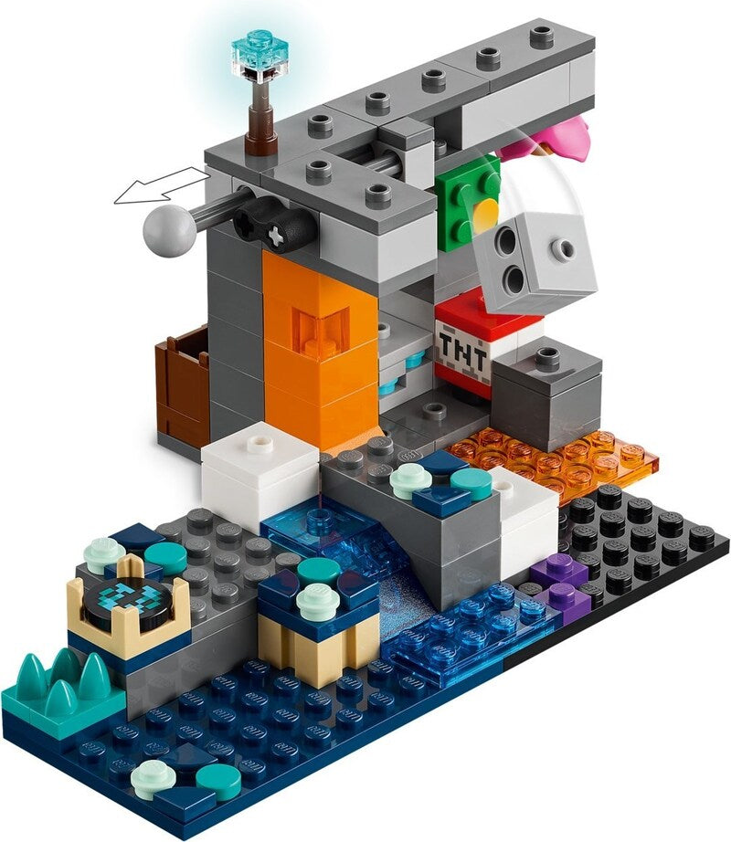 LEGO Minecraft 21274 The Warden Encounter
