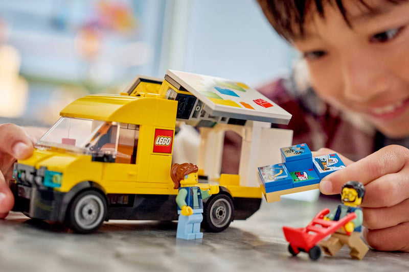 LEGO CITY 60500 The LEGO® Van