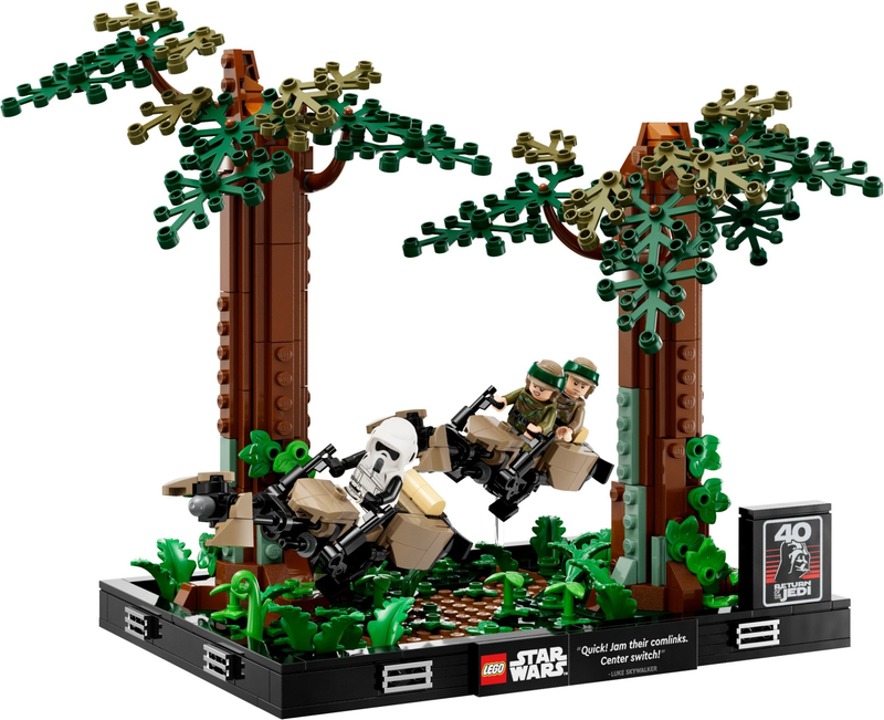 LEGO Star Wars 75353 Endor Speeder Chase Diorama