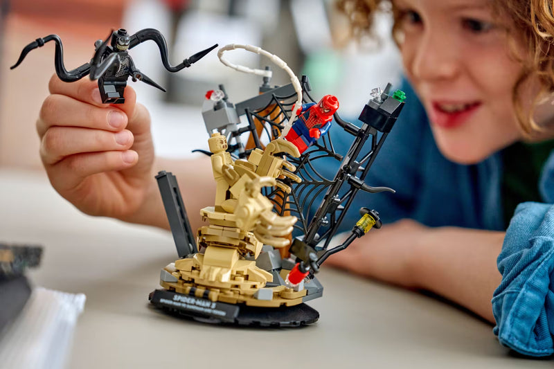 LEGO Marvel 76334 Epic Battle: Spider-Man vs. Sandman