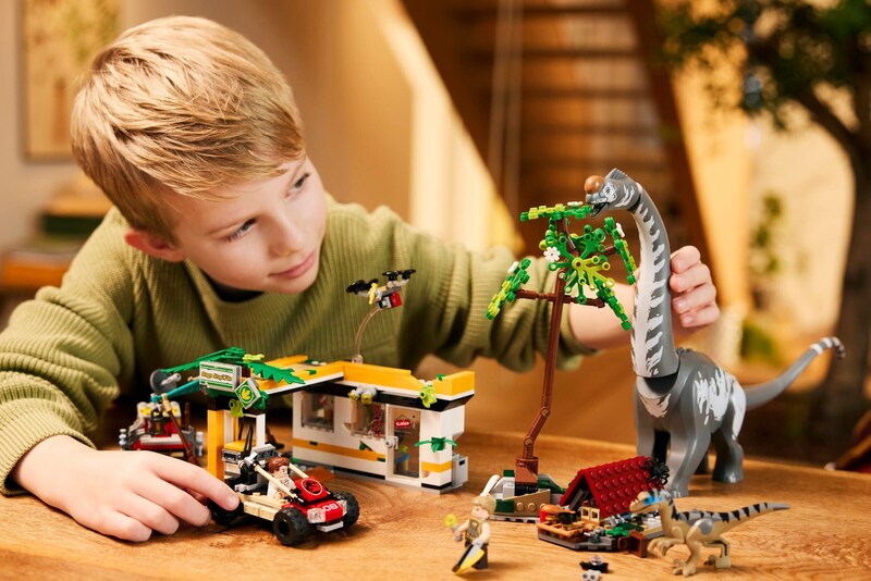 LEGO Jurassic World 76973 Raptor & Titanosaurus Tracking Mission