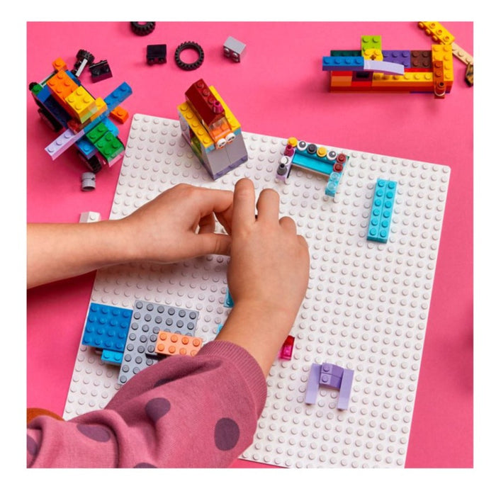 LEGO Classic 11026 White Baseplate